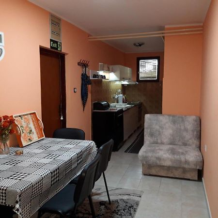 Ni Apartment Nela المظهر الخارجي الصورة